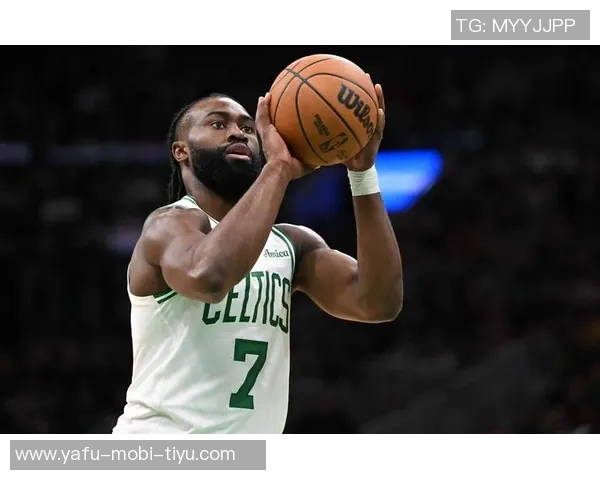 杰伦布朗打电话詹姆斯请教植发问题引发热议节目效果爆棚